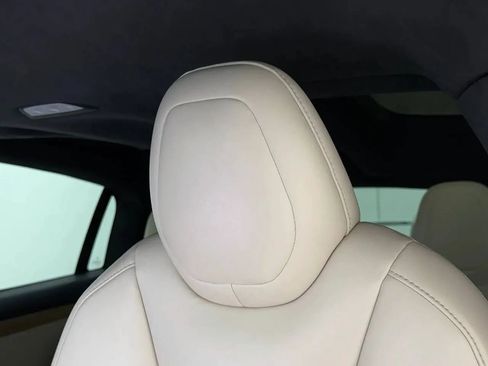Used 2020 Tesla Model X Long Range AWD/4WD image 32
