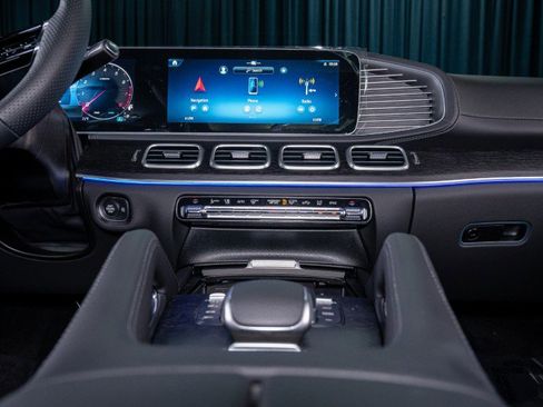 New 2026 Mercedes-Benz GLS 450 4MATIC image 20