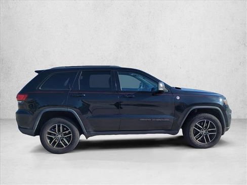 Used 2018 Jeep Grand Cherokee Trailhawk image 4