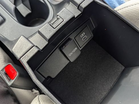 Used 2023 Toyota Corolla LE FWD image 27