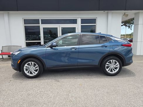 New 2026 Buick Envista Preferred w/ Convenience II Package FWD image 4