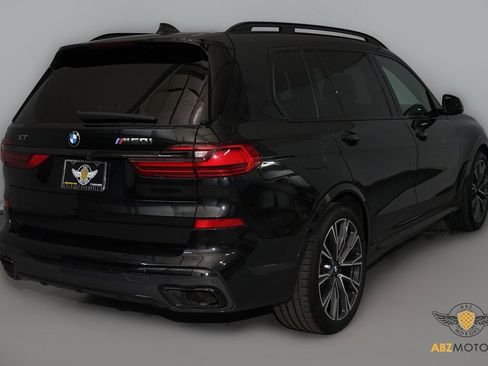 Used 2021 BMW X7 M50i image 6