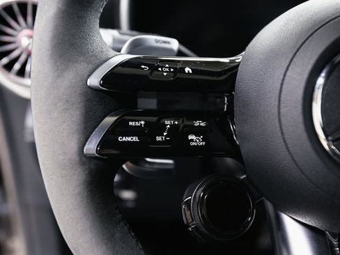 Used 2022 Mercedes-Benz SL 63 AMG SL 63 AMG image 12