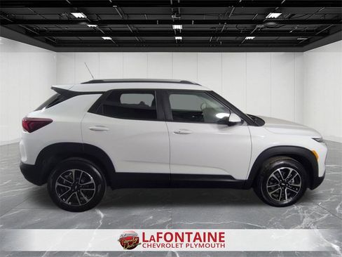 Certified 2024 Chevrolet TrailBlazer LT image 9