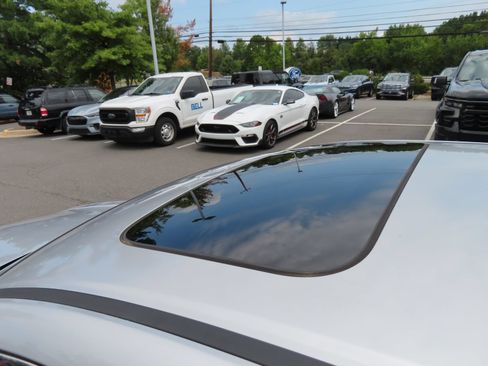 Used 2011 Honda Accord EX-L image 9