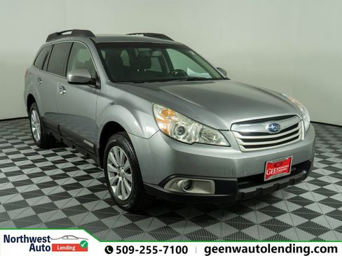 Used 2011 Subaru Outback 2.5i Premium image 1