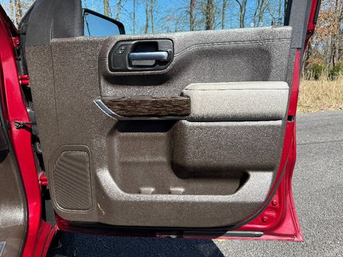 Used 2020 GMC Sierra 1500 Elevation w/ Elevation Value Package image 29