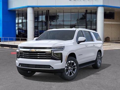 New 2026 Chevrolet Suburban LT w/ Comfort Package RWD image 6