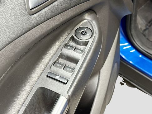 Used 2018 Ford Escape SEL image 20