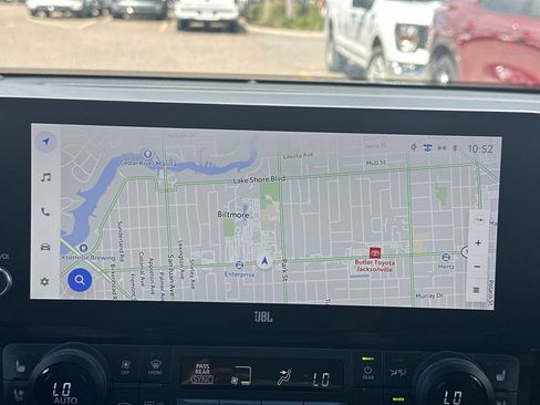 Used 2024 Toyota Grand Highlander AWD image 24