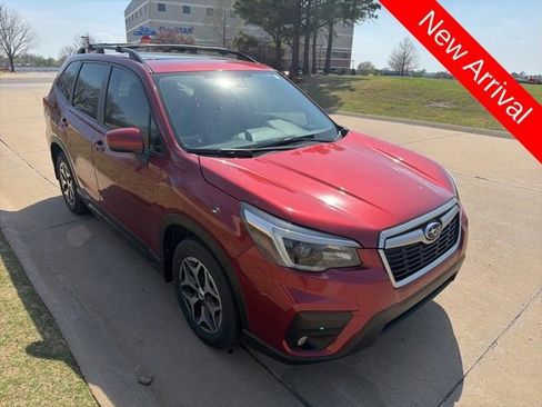 Used 2021 Subaru Forester Premium w/ Popular Package #1 image 1