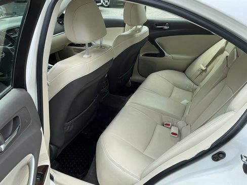 Used 2011 Lexus IS 250 AWD w/ Premium Pkg Value Edition image 22