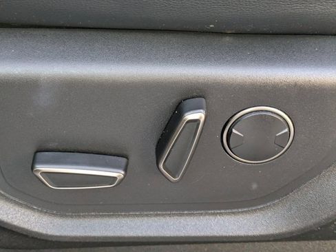 Used 2018 Ford F150 Raptor w/ Equipment Group 802A Luxury image 18