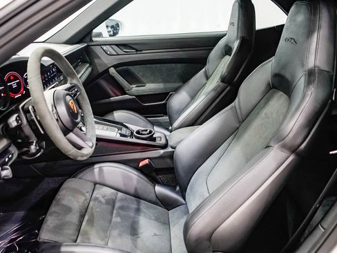 Used 2022 Porsche 911 Carrera GTS image 17