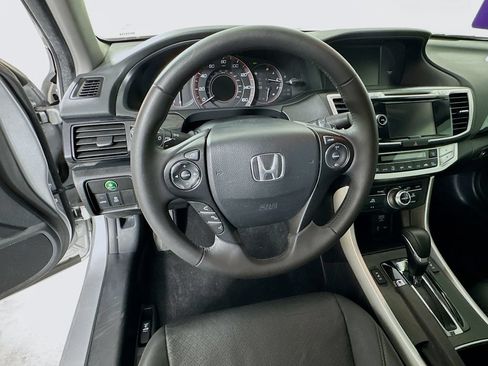 Used 2015 Honda Accord EX-L image 11