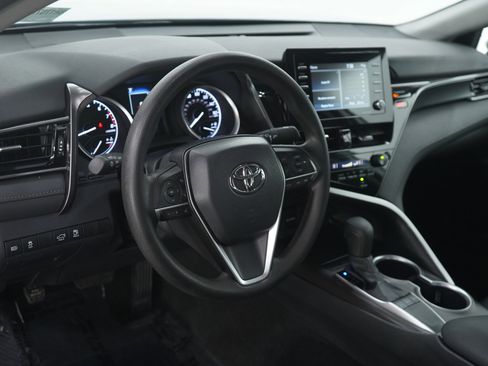 Used 2024 Toyota Camry LE image 19