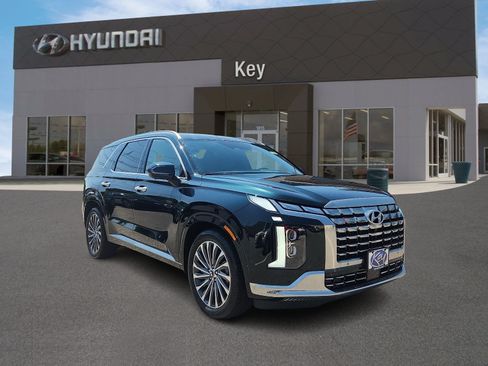Certified 2025 Hyundai Palisade Calligraphy AWD/4WD image 1