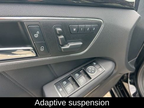 Used 2011 Mercedes-Benz E 550 Sedan image 13