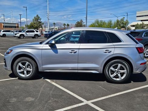Used 2022 Audi Q5 2.0T Premium w/ Convenience Package image 9