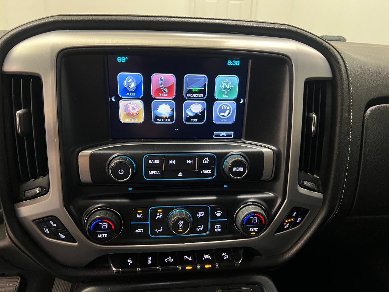 Used 2018 GMC Sierra 1500 SLT AWD/4WD image 47