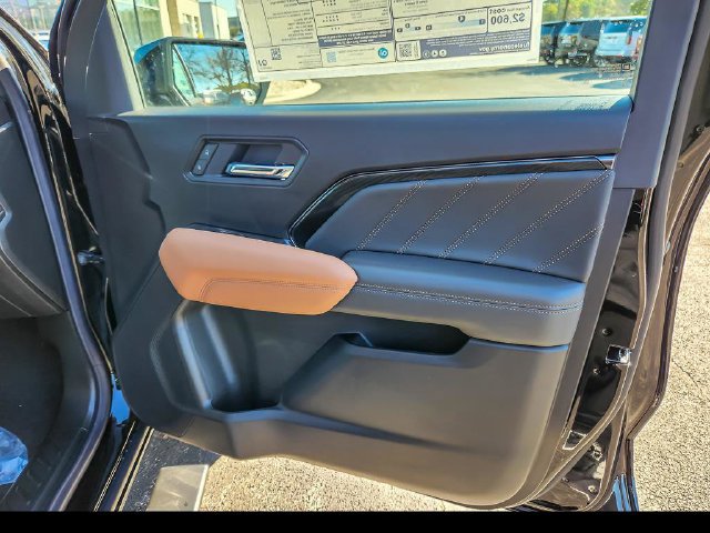 New 2026 GMC Canyon AT4 w/ Nightfall Essentials Package AWD/4WD image 25