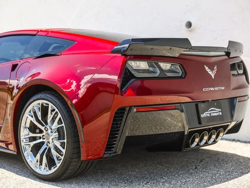 Used 2016 Chevrolet Corvette Z06 w/ 3LZ Preferred Equipment Group RWD image 20