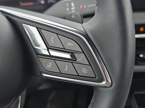 Used 2025 Buick Enclave Sport Touring w/ Power Package FWD image 20