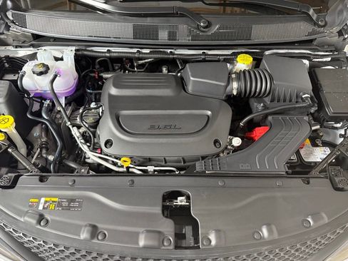 New 2026 Chrysler Voyager LX image 10