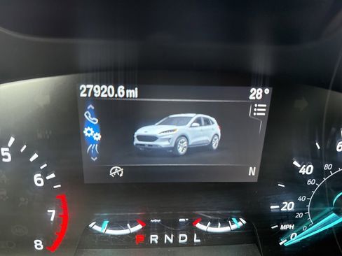 Used 2020 Ford Escape S image 10