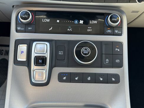 Used 2024 Hyundai Palisade Calligraphy image 34