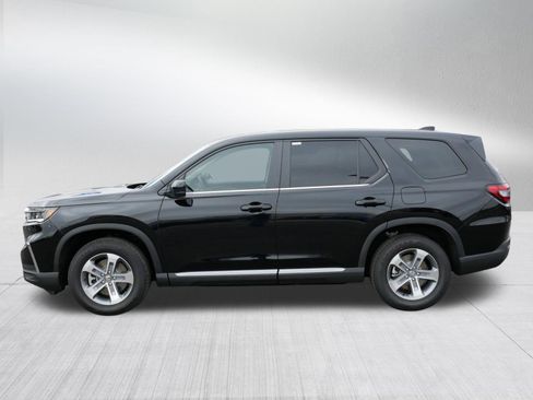Certified 2025 Honda Pilot EX-L image 4