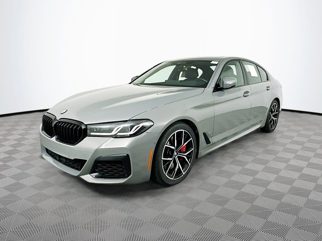 Used 2021 BMW M550i xDrive AWD/4WD image 4