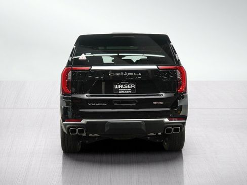 Used 2025 GMC Yukon Denali w/ Sun & Power Step Package AWD/4WD image 4