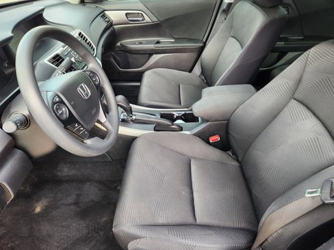 Used 2015 Honda Accord LX image 14