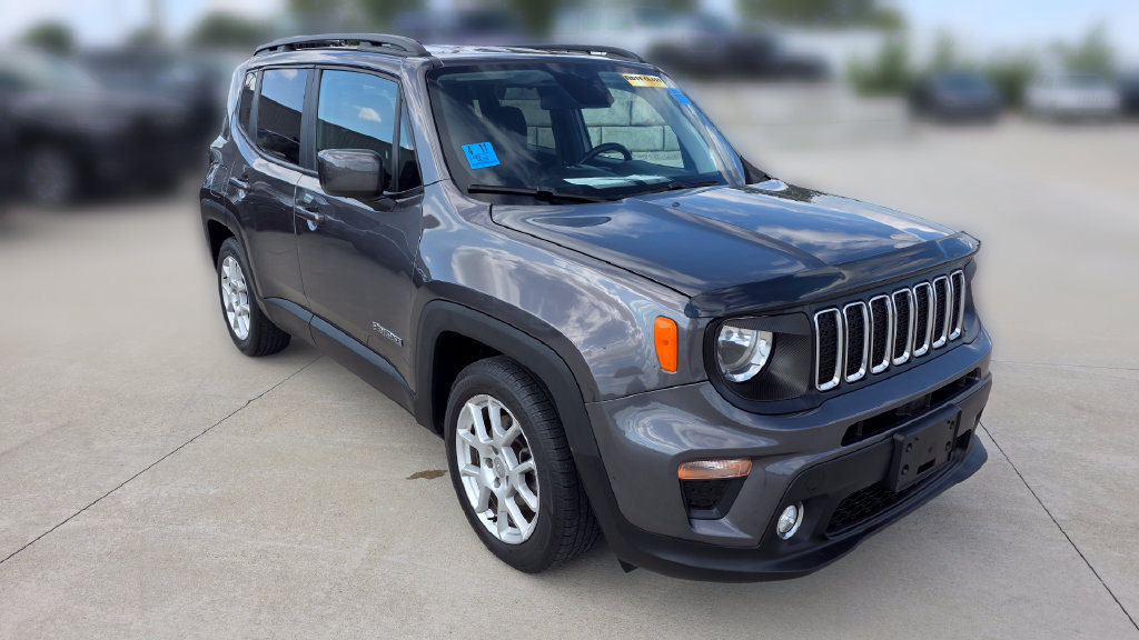 Used 2020 Jeep Renegade Latitude w/ Cold Weather Group FWD image 7
