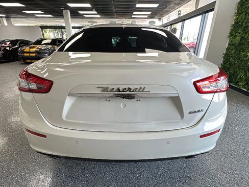 Used 2017 Maserati Ghibli w/ Luxury Package image 6
