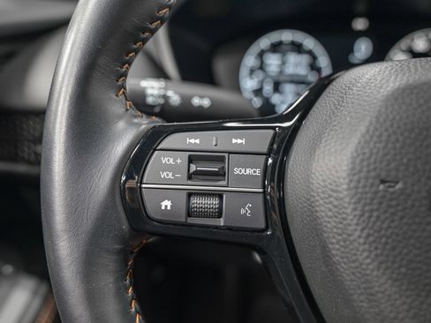 Used 2025 Honda HR-V Sport image 18