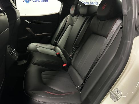 Used 2024 Maserati Ghibli Modena Q4 AWD/4WD image 15