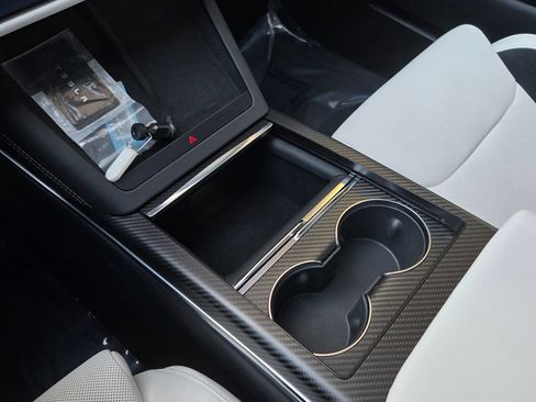 Used 2024 Tesla Model S Plaid AWD/4WD image 22