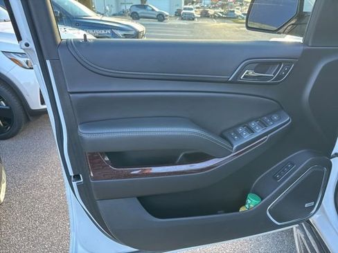 Used 2018 GMC Yukon XL SLT image 19