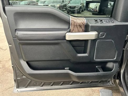 Used 2019 Ford F250 Lariat AWD/4WD image 9