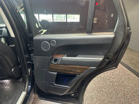 Used 2014 Land Rover Range Rover HSE AWD/4WD image 26