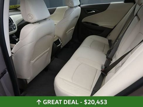 Used 2024 Chevrolet Malibu LT image 19