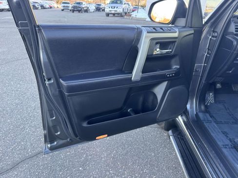 Used 2019 Toyota 4Runner Limited image 19