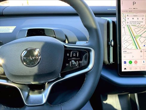 New 2026 Volvo EX30 Plus w/ Climate Package image 18