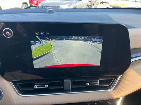 Used 2025 Chevrolet Equinox ACTIV w/ Convenience Package III FWD image 27