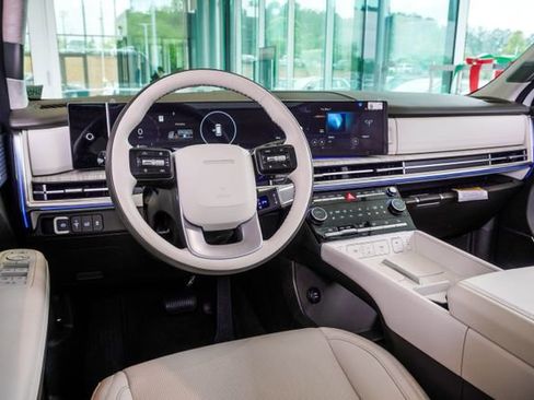 New 2025 Hyundai Santa Fe Calligraphy AWD/4WD image 15