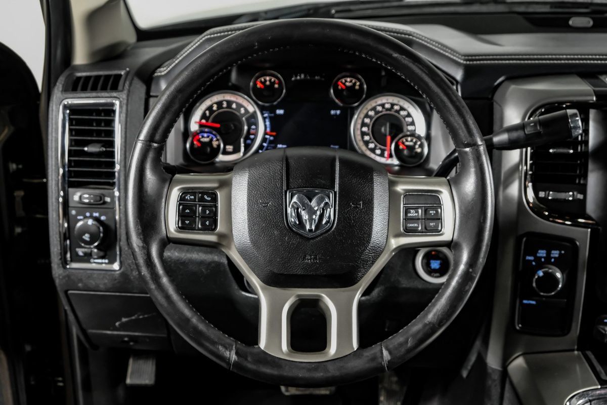 Used 2018 RAM 3500 Laramie AWD/4WD image 16
