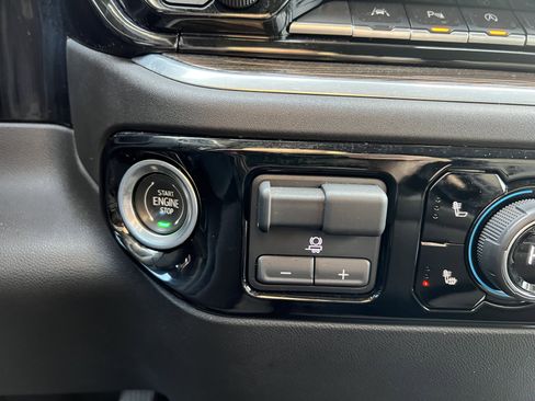 Certified 2022 Chevrolet Silverado 1500 LT w/ Safety Package image 25