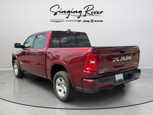 Used 2025 RAM 1500 Big Horn AWD/4WD image 5